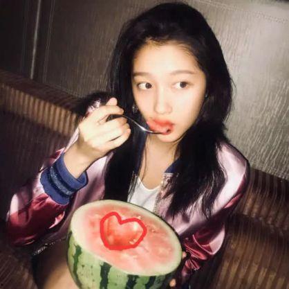 艺术家王佳怡吃瓜网